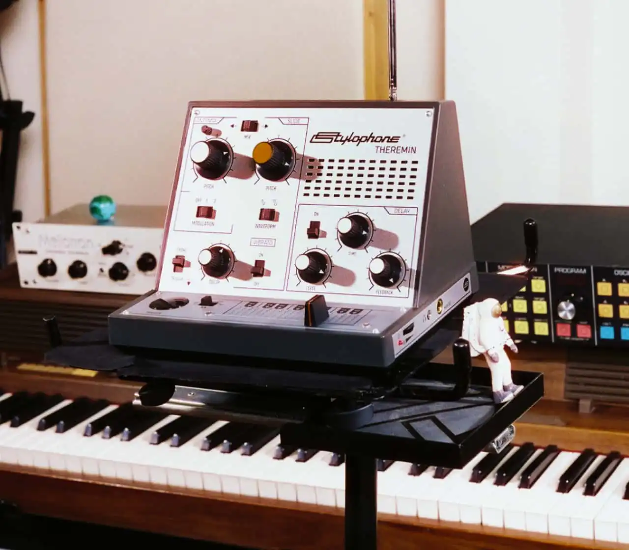 Theremin - Stylophone